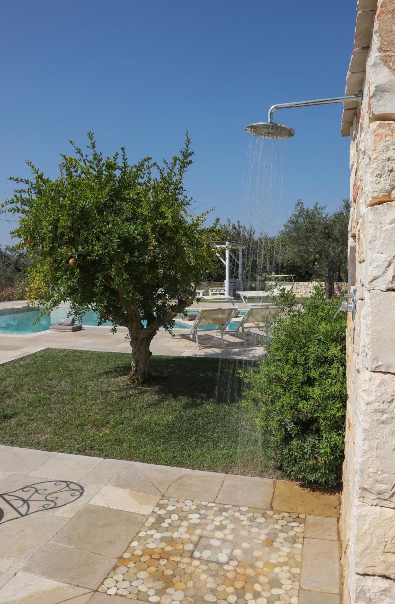 Td Trulli Della Lama Private Trulli With Pool Castellana Grotte Bagian luar foto